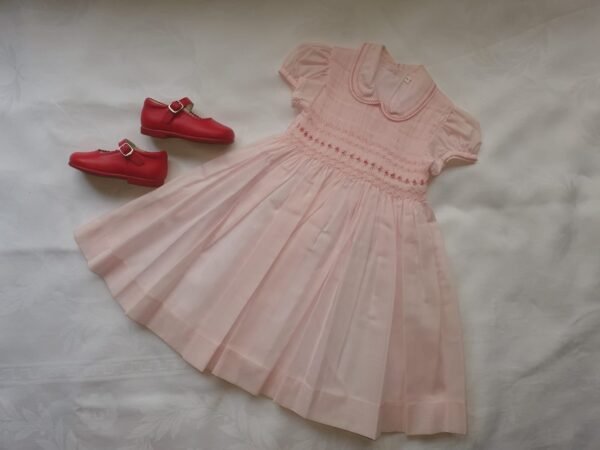 Vestido con bordado Nido de abeja